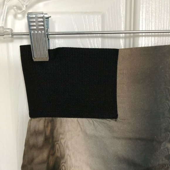 Black Halo pencil skirt - Picture 6 of 6